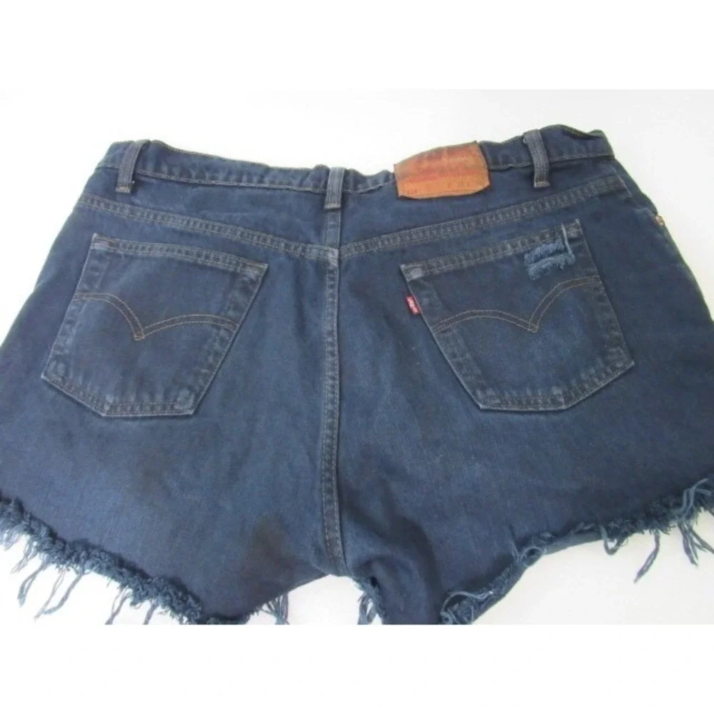 Levis 525 Jean Shorts Blue  Frayed  Cutoff  Dark Wash High Rise Button Fly Sz 38